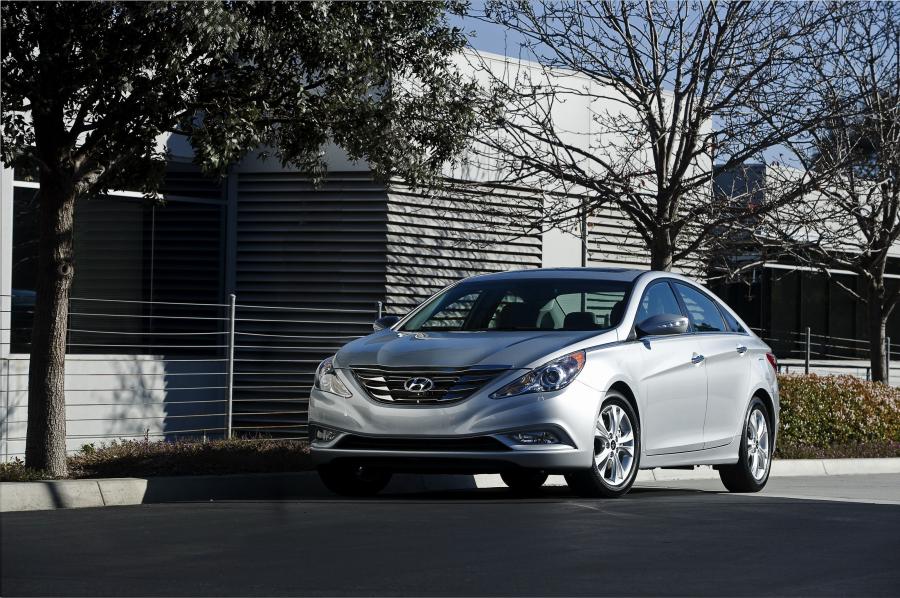  Hyundai Sonata 2010 года  (фото 54 из 162)